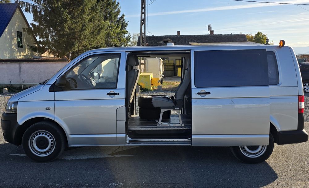 VOLKSWAGEN Transporter 2015 — imagine 3