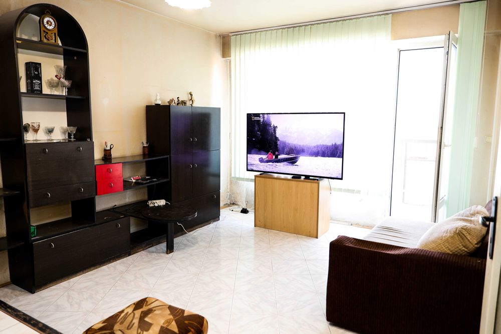 Продава се Двустаен апартамент в Елин Пелин - 63 кв.м за 1635 €/кв.м - Снимка #1