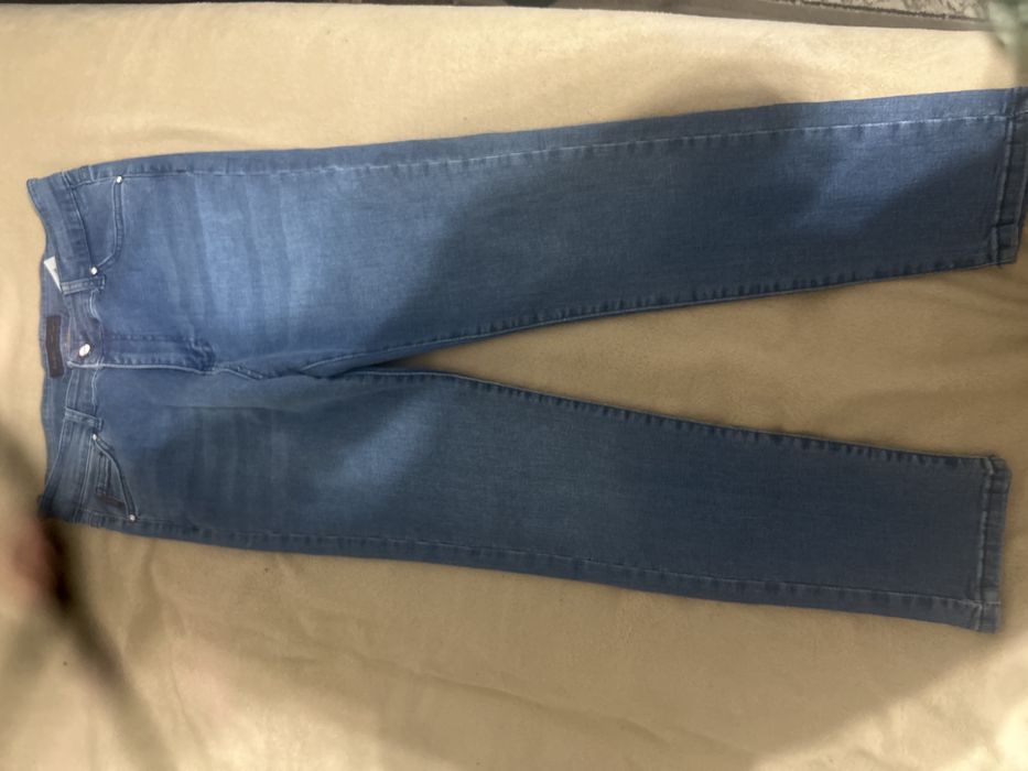 Blugi de dama marimea 30