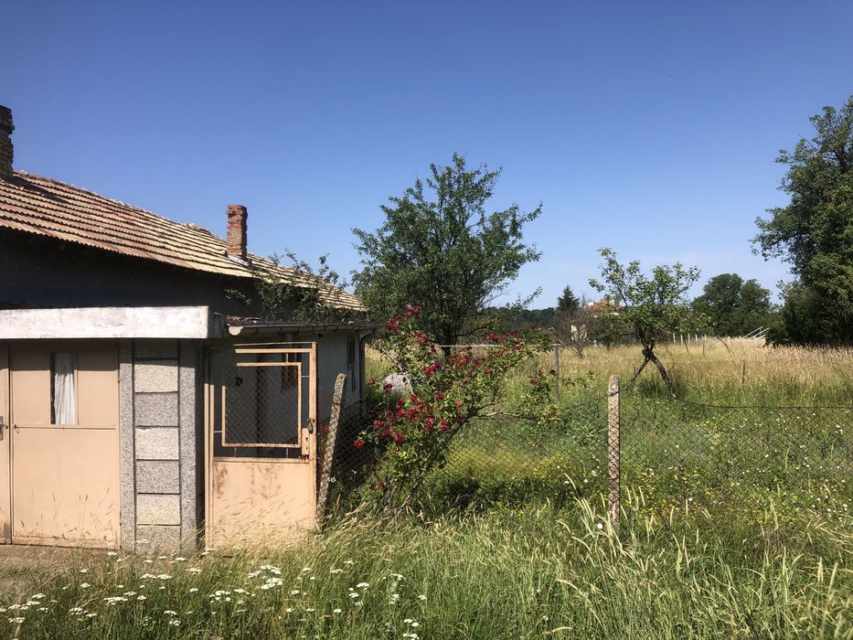 Продава се Къща в с. Моравка, Област Търговище - 150 кв.м за 147 €/кв.м - Снимка #2