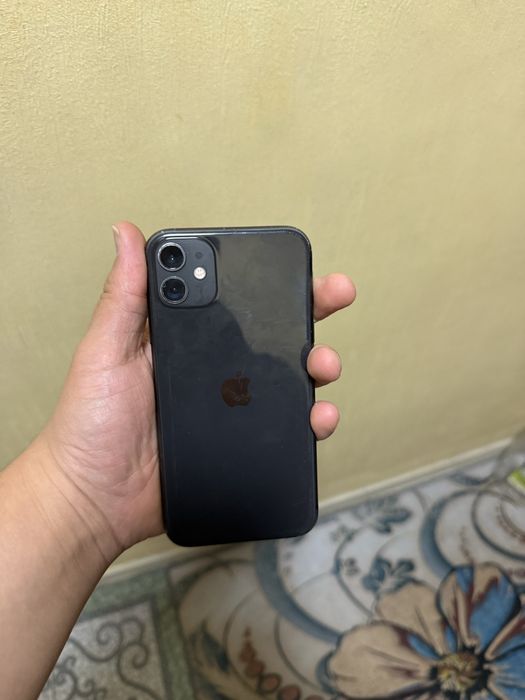 Продам iphone 11 128 gb
