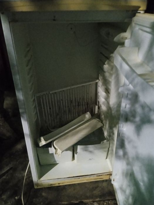 Продам двух камерный холодильник Норд