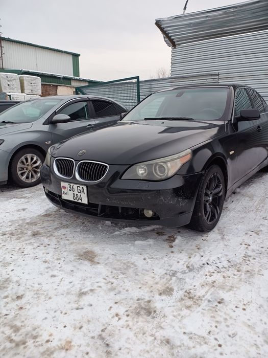 E60 Бампер передний