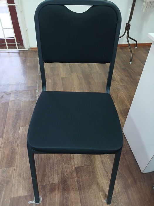 Продается стулья офисные