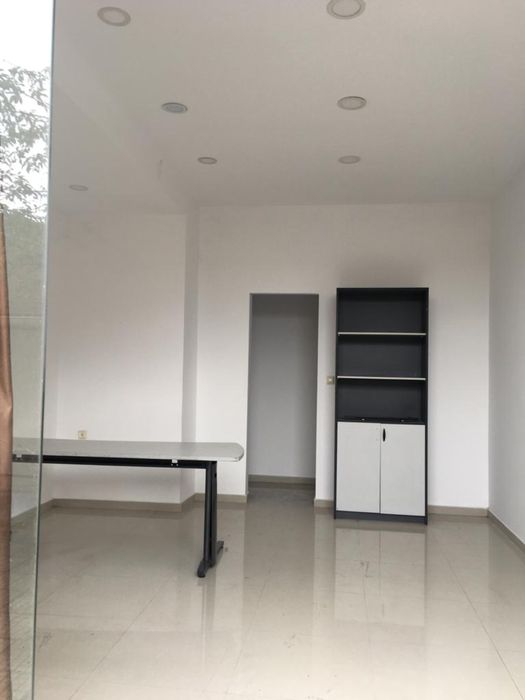 Продава се Магазин в Кърджали, Възрожденци - 27 кв.м за 1223 €/кв.м - Снимка #1