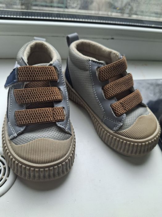 Продам кеды пришахтинск