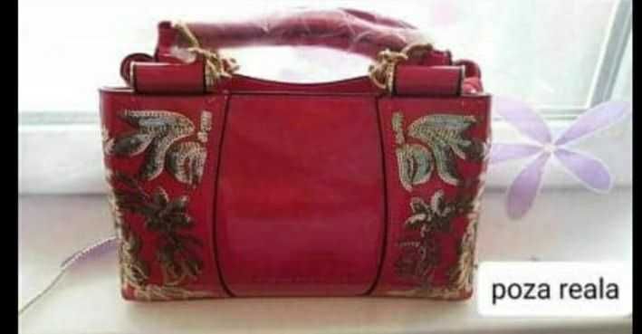 GEANTA DAMA 


 Material - Piele ecologica