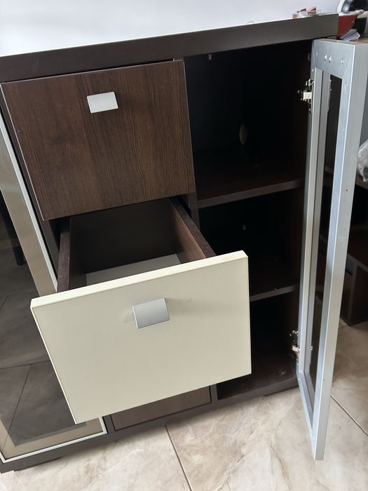 Многофункционален шкаф/скрин