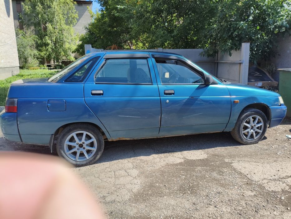 Автомобиль десятка