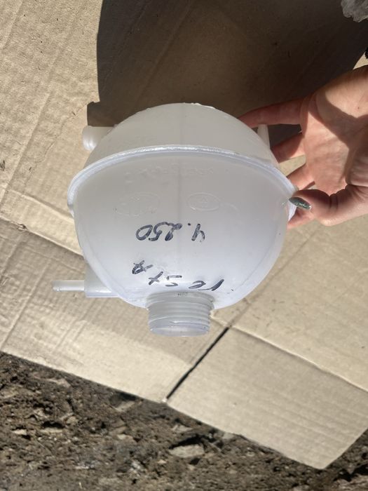 Продам запчасть на Лада Веста