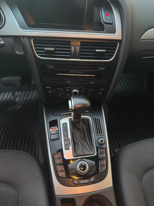 AUDI A4 Avant 2012 — imagine 5