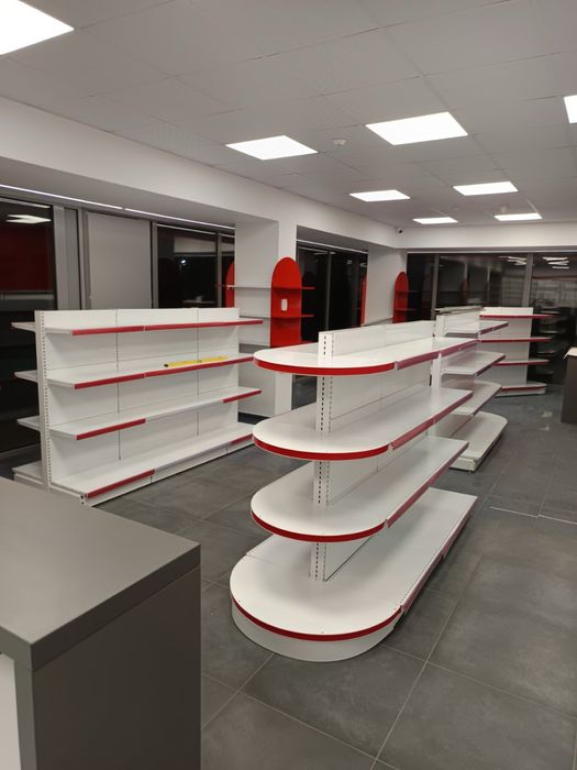 Заоблени рафтове за островен стелаж - гондола.