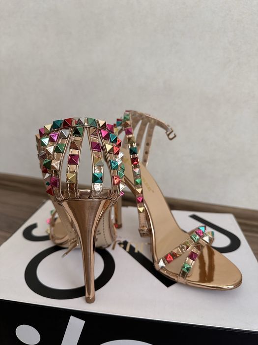 Официални дамски сандали на ток - 37 р-р