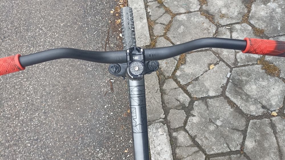 Drag c2 dirt jump custom