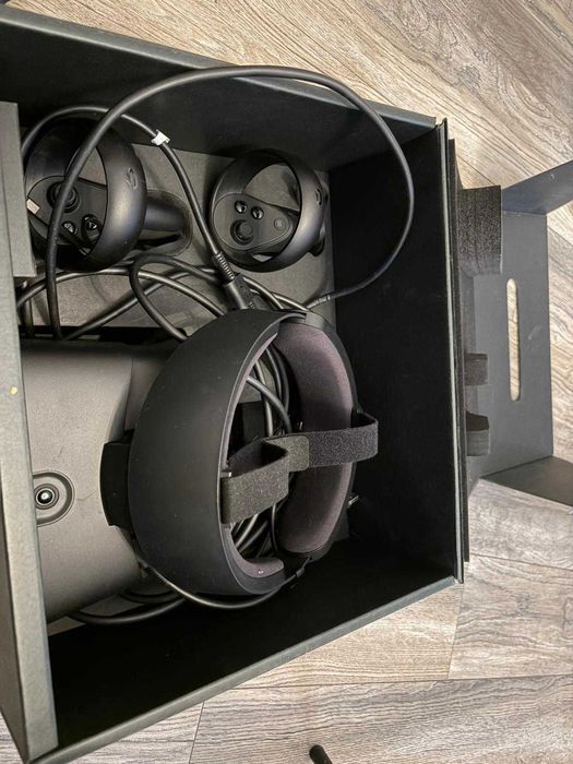 Ochelari VR Oculus Rift 2 + Controllere - Pachet Full