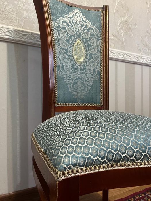 Стулья ! Орыңдықтар! Малайзия!