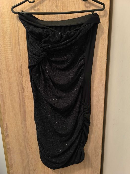 Рокли втора употреба в отлично състояние, размер S - по 5лв.