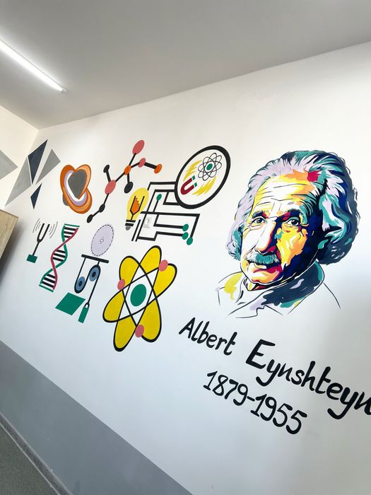 Devoriy suratlar chizdirish xizmati