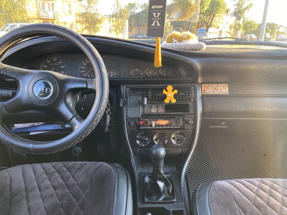 Продам ауди 100с4