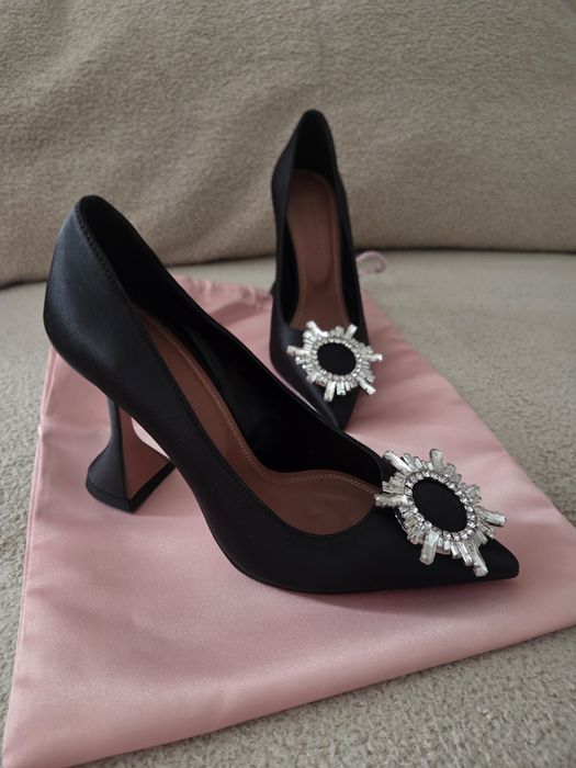 Pantofi Amina Muaddi