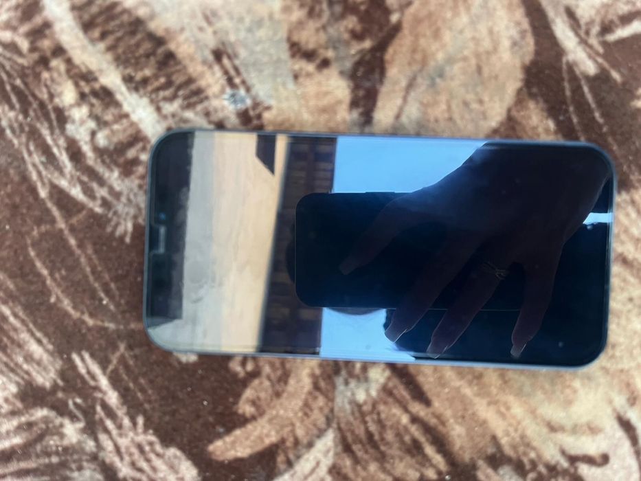 Vand/schimb Iphone 12