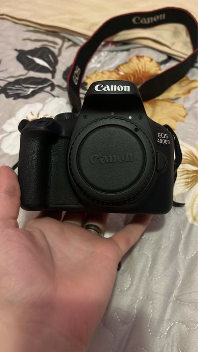 Vand aparat foto CANON 4000D