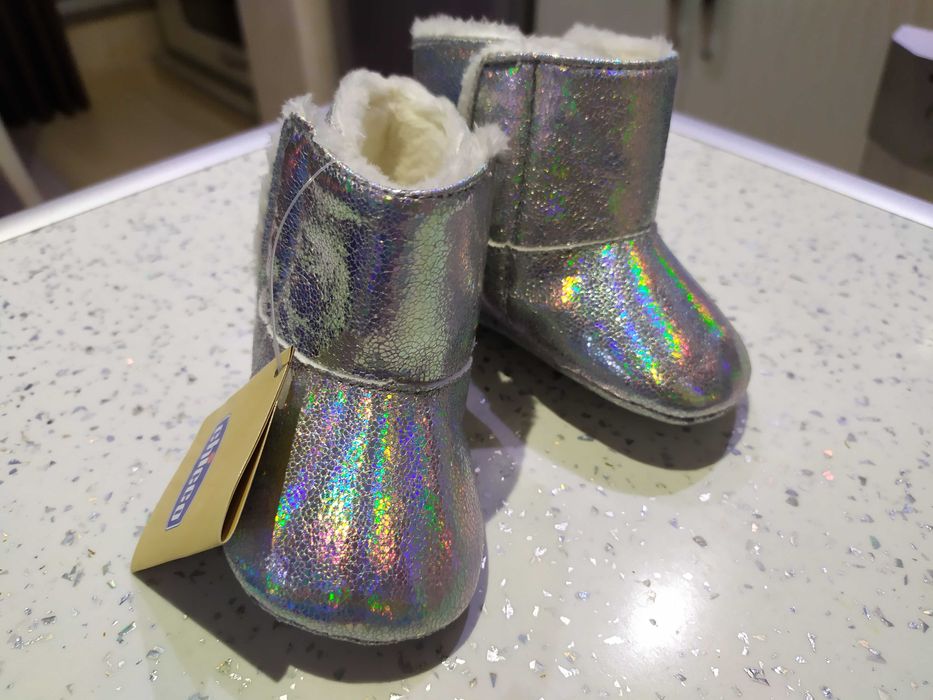 Буйки, ботушки Chicco номер 17, 18