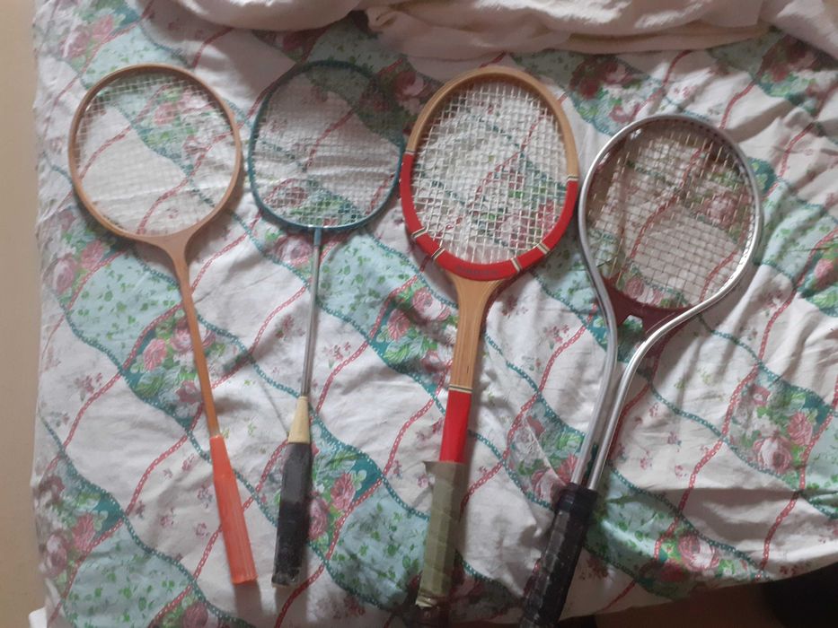 Ракетки для бадминтона и тенниса