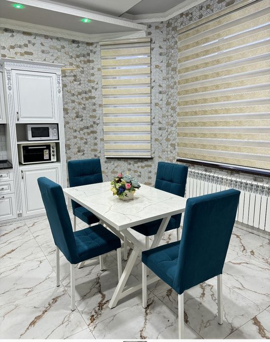 Стол стулья для кухни