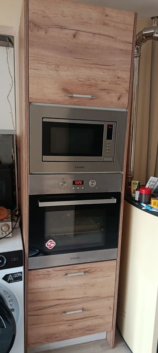 Кухненски шкафове и абсорбатор