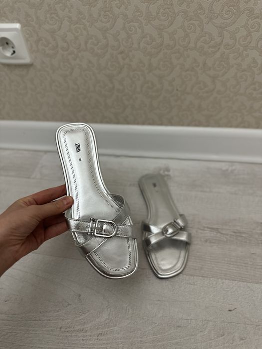Стильная обувь Zara