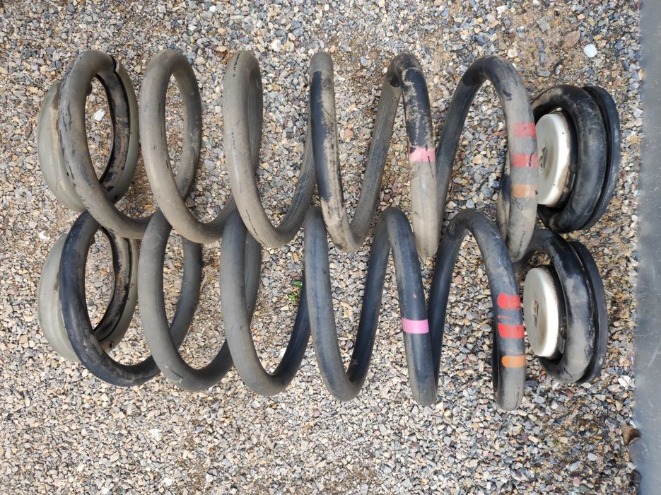 Задни пружини за Пежо-308SW(комби)