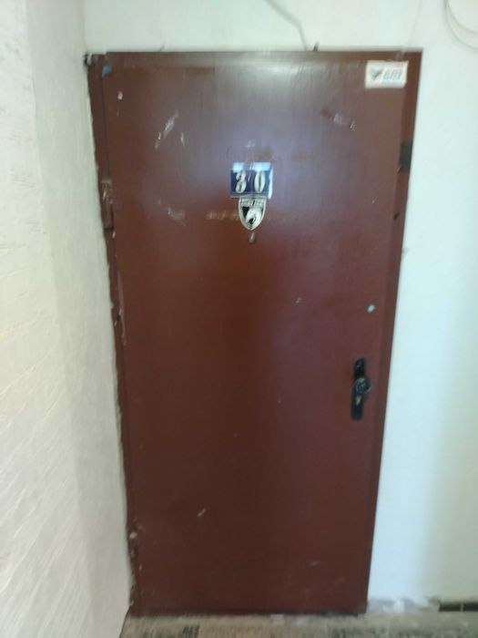 Метална Входн врата