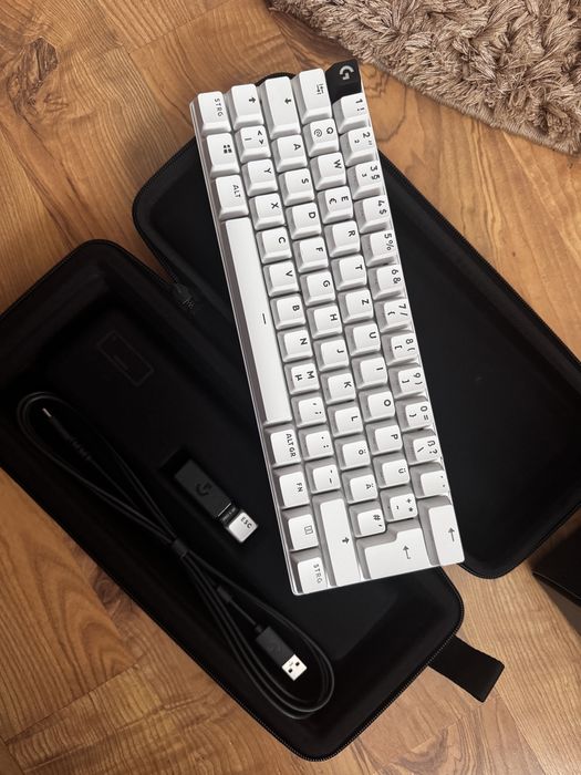 Vând Tastatura Gaming Logitech PRO X 60 White Lightspeed GX Optical