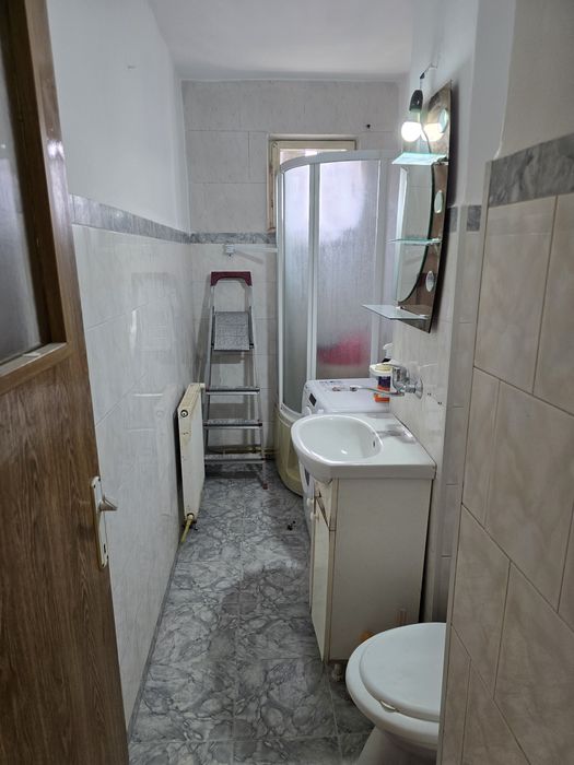 Campina | Central | 3 Camere lângă Hotel Muntenia