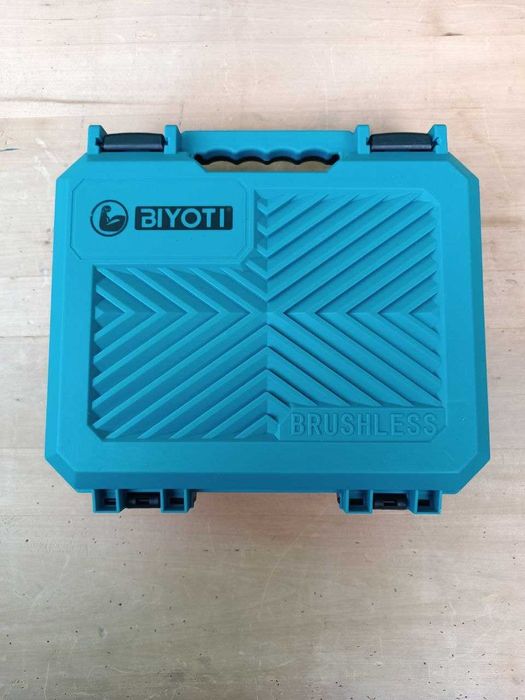 продам новый шуроповерт