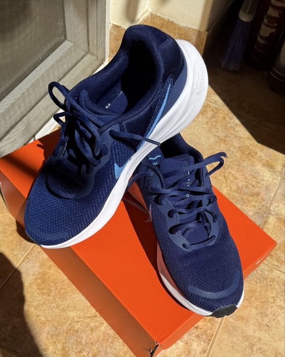 Маратонки Nike размер 43