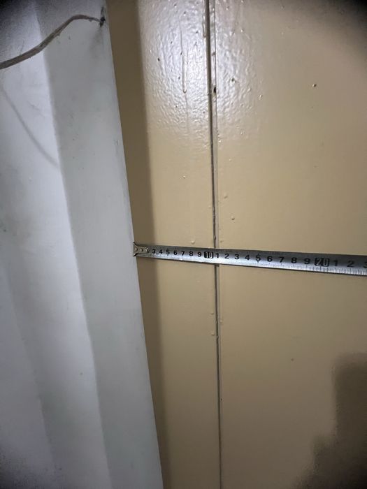 Металлическая дверь б/у