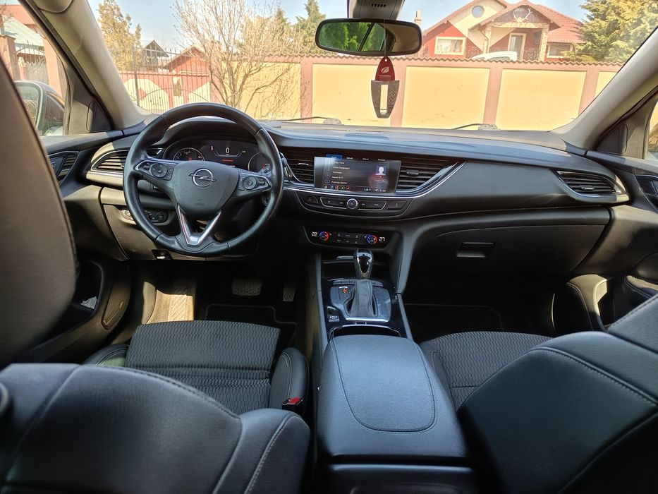 Opel insignia B avariat, cutie automata, distributie schimbata