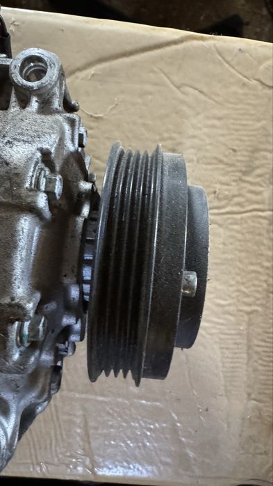 Компресор климатик BMW e60 e61 m54