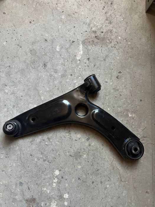 Baw m7 zapchastlari sotuvda bor