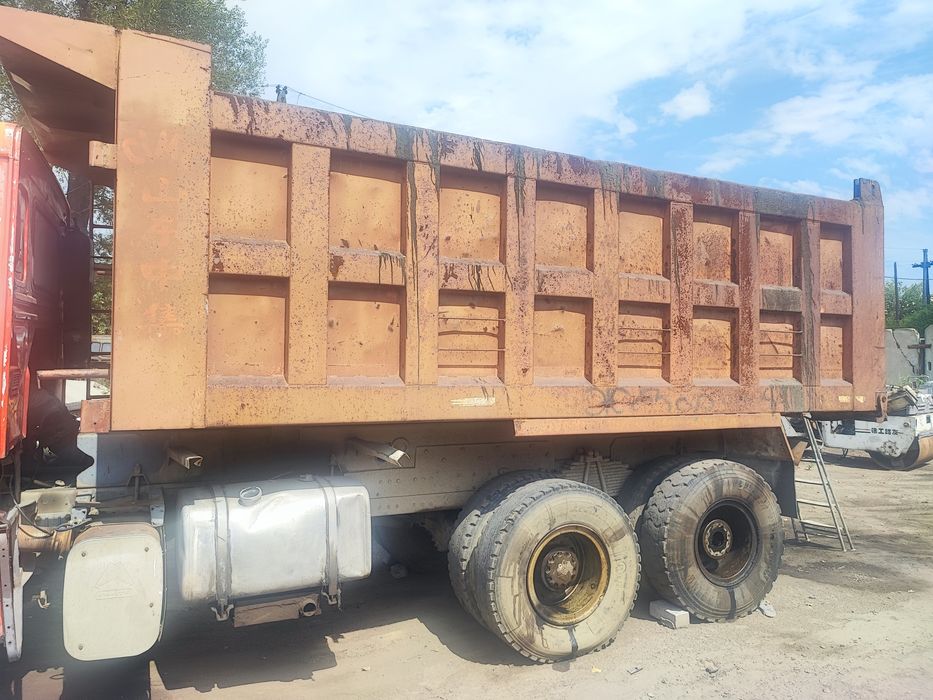 Продам 20 тонник кузов хова шансиман с подрамником и цилиндром