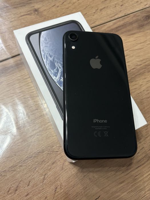 Продам iPhone XR память64GB