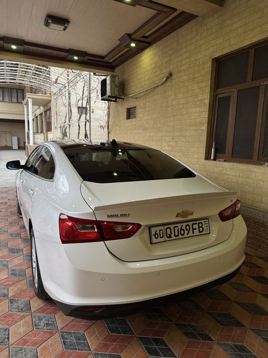 Malibu 2 2.4 Sotiladi