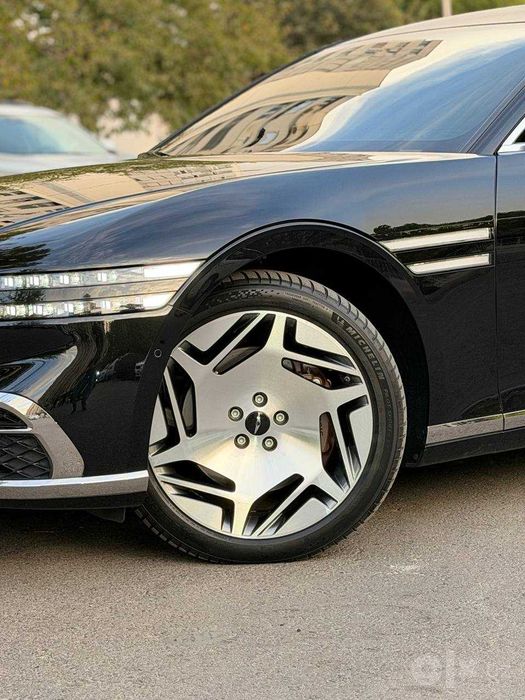 Sotuvda Genesis G90 LONG (Limousine)