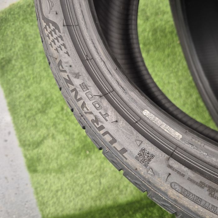 255 35 19 Bridgestone rft