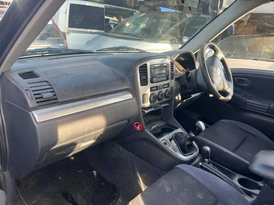 Suzuki Grand Vitara 2.0 i 128кс/Сузуки Гранд Витара 2005г. на части