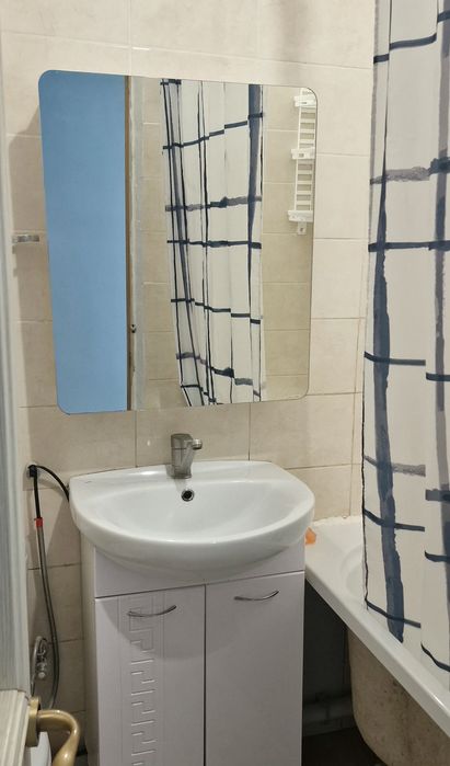 Шкаф навесной большой