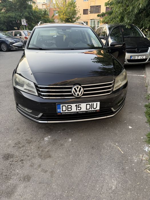 VOLKSWAGEN Passat 2012