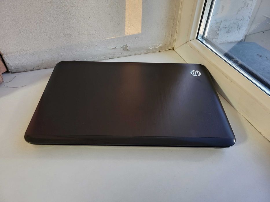 Ноутбук на запчасти i5